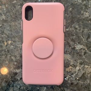 I phone XS max otterbox  pop socket case